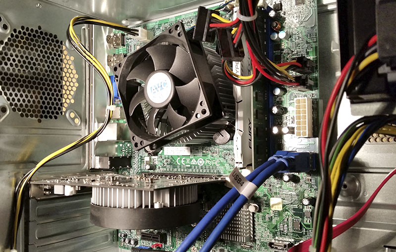 Pc motherboard efter rensning Micha elektronik og pc service